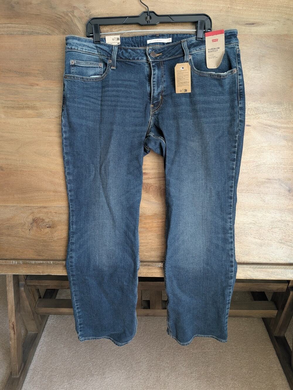 NWT Levi's Superlow Bootcut Jeans Womens 33 Blue Medium Wash Whiskered Red Tab